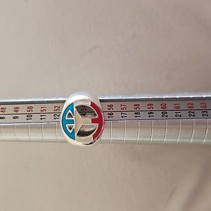 Sterling silver ✌️ peace ring 7